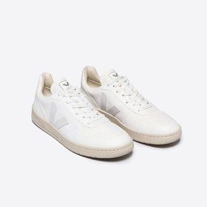 Veja White and Cream Women's Sneakers